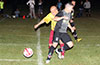 Who got the ball, Ivan Espinoza of FC Tuxpan(rear) or Ernesto Valverde of Maidstone(front)